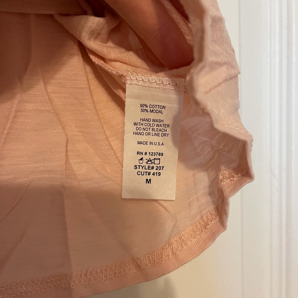 t-shirt - Picture 2 of 2